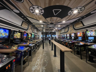 16-Bit Bar+Arcade