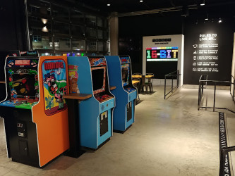 16-Bit Bar+Arcade