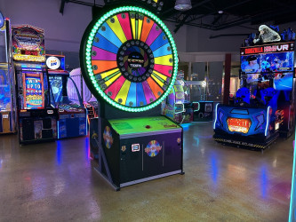 810 Entertainment - Estero