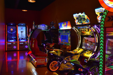 810 Entertainment - Fort Smith