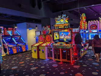 Alley Cats Entertainment and Putt-Putt Golf Center