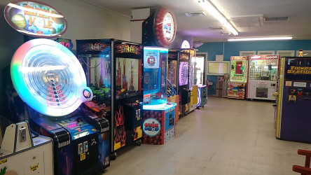 Apache Pier Arcade & Shop