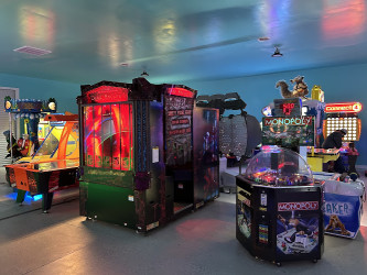 Arcades R Us LLC
