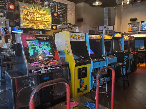 Black Dog Retro Arcade