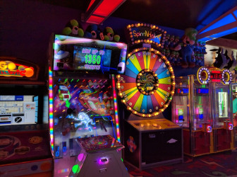 Blast Arcade and Laser Maze