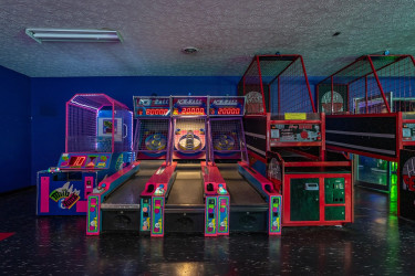 Bogey's Family Fun Center