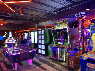 Bowlero Annandale