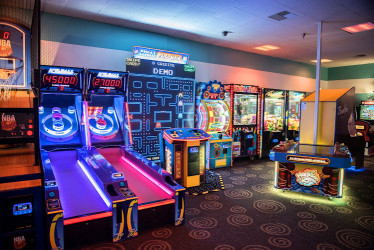 Bowlero Buffalo Grove