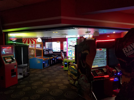 Bowlero East Meadow