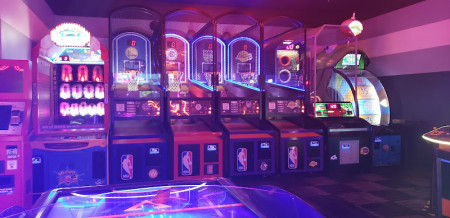 Bowlero Fresno