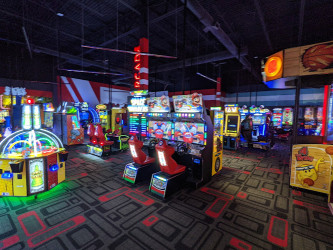 Bowlero Lakeville