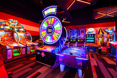 Bowlero North Scottsdale