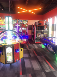 Bowlero Northridge