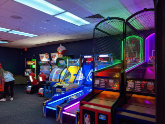 Bowlero Riverview