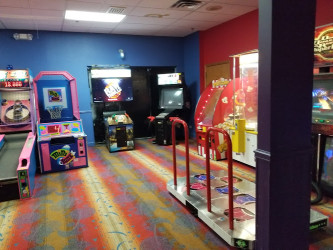 Bowlero Vernon Hills