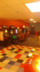 Bowlero Waukegan