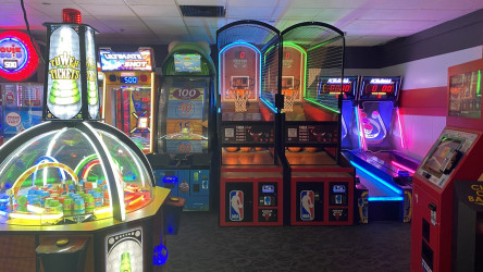 Bowlero Woodridge