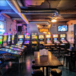 Brewski's Bar & Arcade