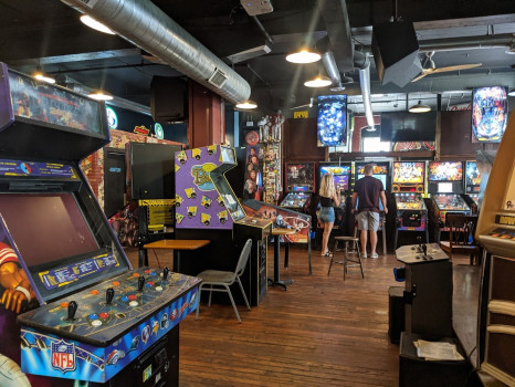 Canal Street Arcade and Deli