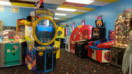 Castle Cove Mini Golf & Arcade
