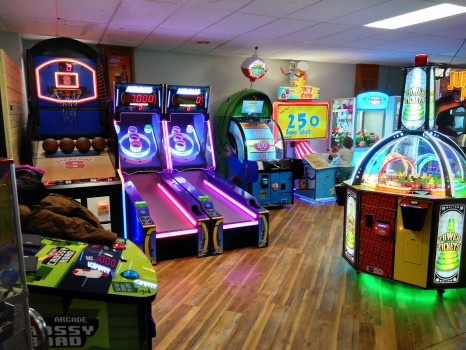 Caz Sports Bowl