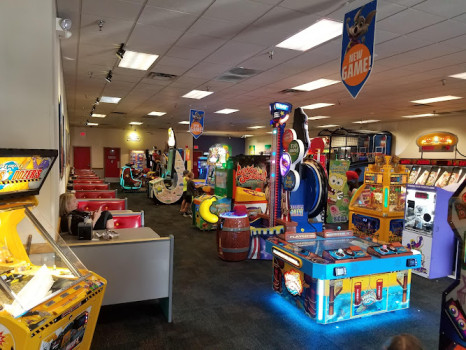 Chuck E. Cheese