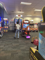 Chuck E. Cheese