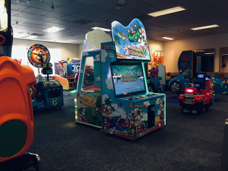 Chuck E. Cheese