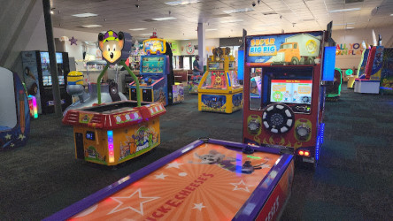 Chuck E. Cheese