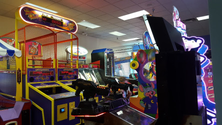 Chuck E. Cheese