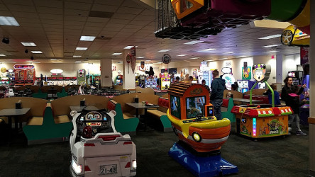 Chuck E. Cheese