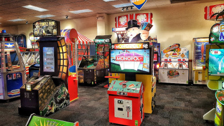 Chuck E. Cheese