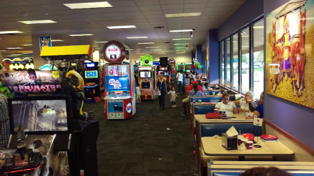 Chuck E. Cheese