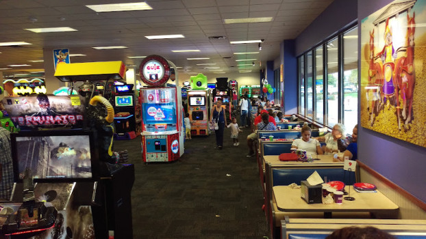 Chuck E. Cheese