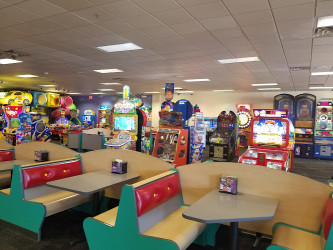 Chuck E. Cheese