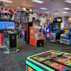 Chuck E. Cheese