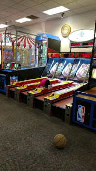 Chuck E. Cheese