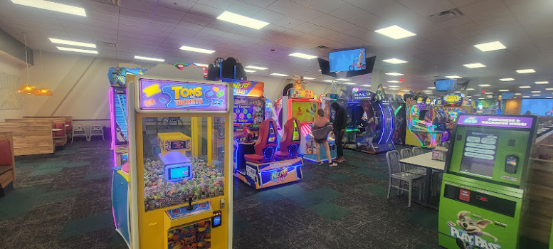 Chuck E. Cheese