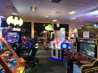 Chuck E. Cheese