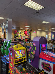 Chuck E. Cheese