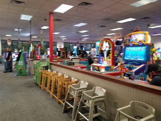 Chuck E. Cheese