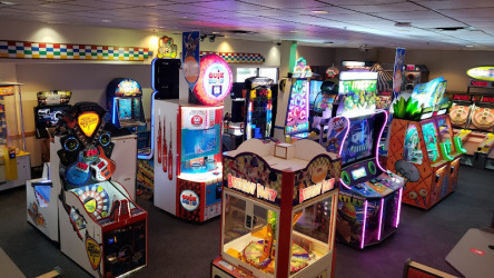 Chuck E. Cheese