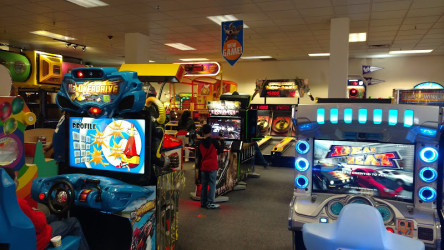 Chuck E. Cheese