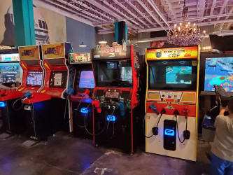 Circuit Social Arcade Bar Social