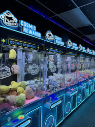 Claw Corner