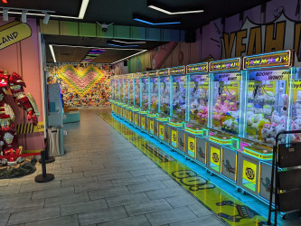Claw Joyland