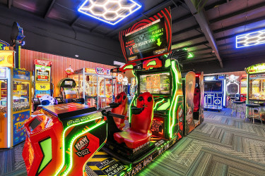 Colony Park Lanes & Games