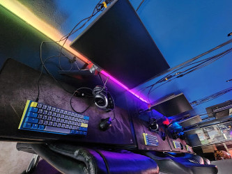 Com Works - eSports & Video Games Center