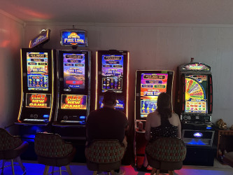 D Seven Game Room