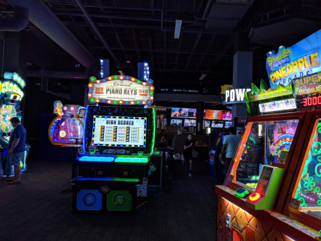 Dave & Buster's Cary